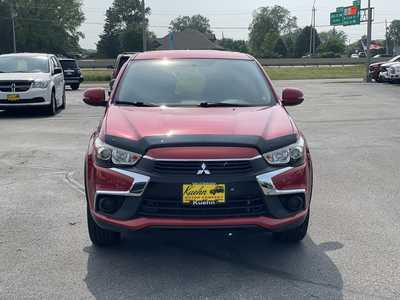 2017 Mitsubishi Outlander, $13990. Photo 3