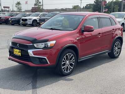 2017 Mitsubishi Outlander, $13990. Photo 4
