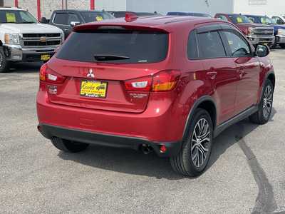2017 Mitsubishi Outlander, $13990. Photo 8