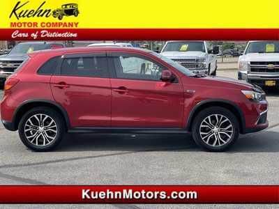 2017 Mitsubishi Outlander, $13990. Photo 1
