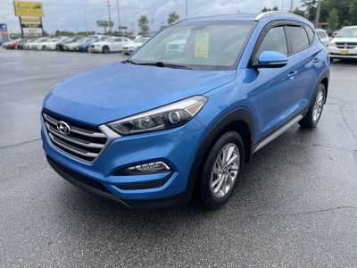 2017 Hyundai Tucson, $15995. Photo 4
