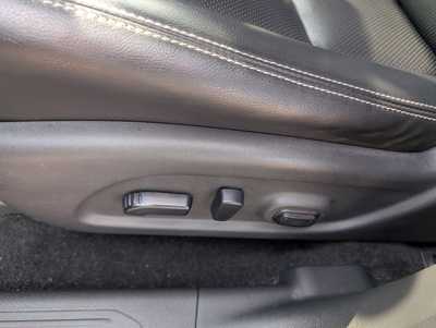 2019 Nissan Murano, $16900. Photo 12