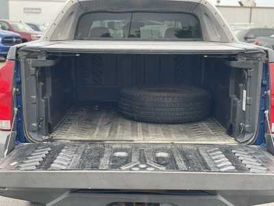 2003 Chevrolet Avalanche, $6495. Photo 11