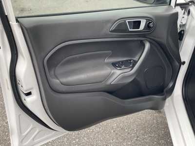 2015 Ford Fiesta, $3995. Photo 12