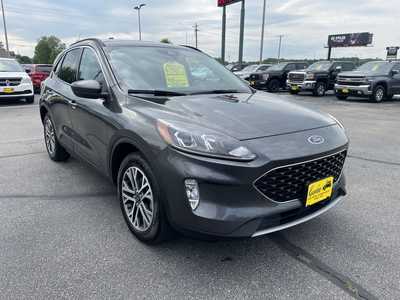2020 Ford Escape, $19900. Photo 2