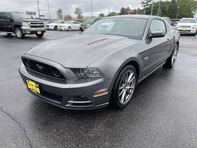 2013 Ford Mustang, $22900. Photo 4