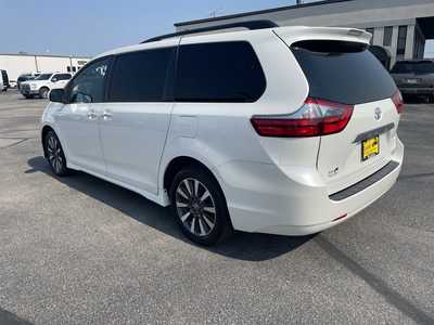 2020 Toyota Sienna, $43900. Photo 6