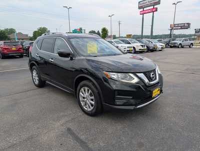 2017 Nissan Rogue, $16900. Photo 2
