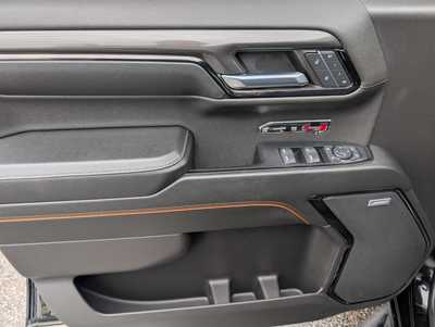 2023 GMC 1500 Crew Cab, $56900. Photo 12