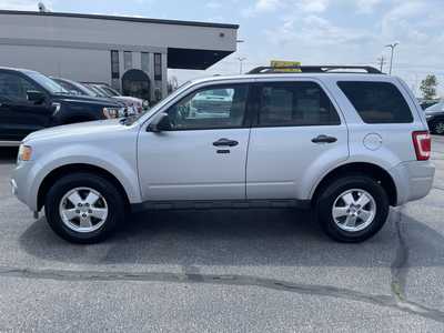 2011 Ford Escape, $7495. Photo 5