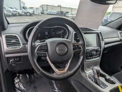 2017 Jeep Grand Cherokee, $17990. Photo 12