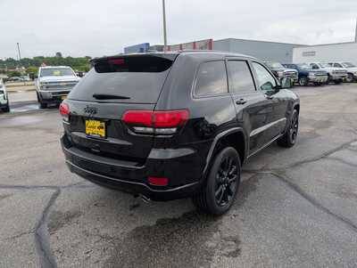2017 Jeep Grand Cherokee, $17990. Photo 8