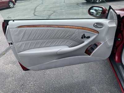 2004 Mercedes-Benz CLK-Class, $9495. Photo 11