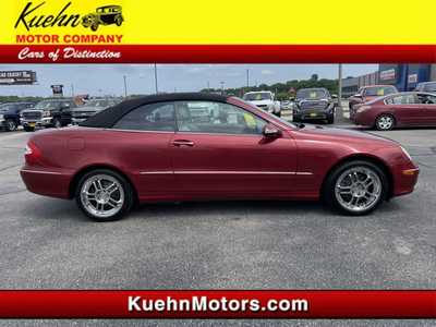 2004 Mercedes-Benz CLK-Class, $9495. Photo 1