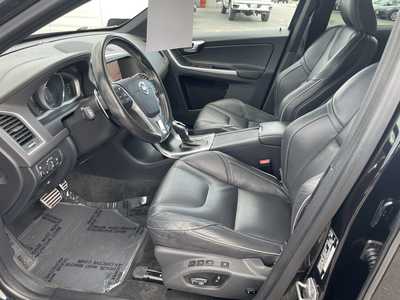 2017 Volvo XC60, $21995. Photo 12