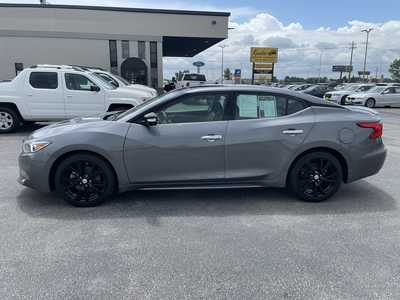 2016 Nissan Maxima, $18990. Photo 5