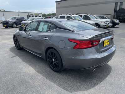 2016 Nissan Maxima, $18990. Photo 6