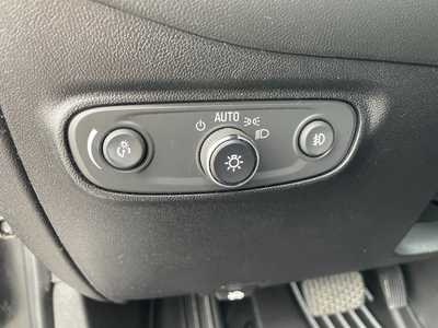 2019 Chevrolet Equinox, $21900. Photo 12