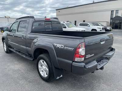 2015 Toyota Tacoma, $21900. Photo 6