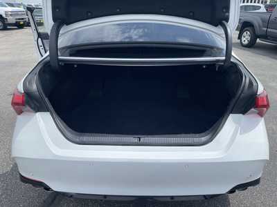 2019 Toyota Avalon, $26900. Photo 10