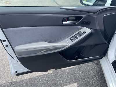 2019 Toyota Avalon, $26900. Photo 11