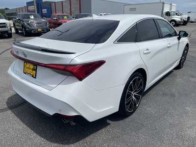 2019 Toyota Avalon, $26900. Photo 8