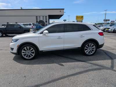 2017 Lincoln MKX, $24990. Photo 5