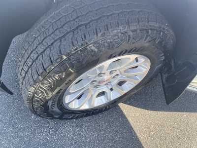 2019 GMC Yukon XL, $19900. Photo 9