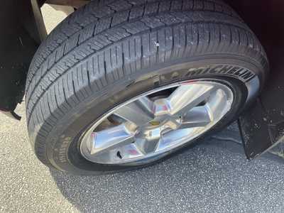 2012 Chevrolet Suburban, $13900. Photo 9