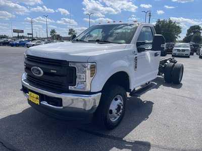 2019 Ford F350 Reg Cab, $23900. Photo 4