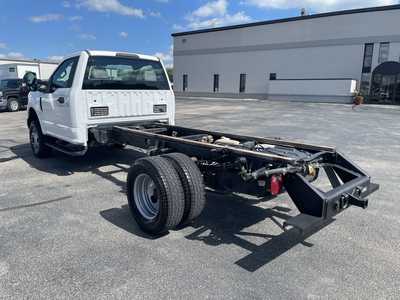 2019 Ford F350 Reg Cab, $23900. Photo 6