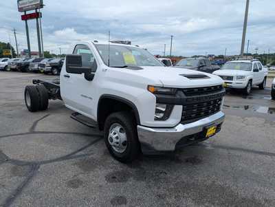 2022 Chevrolet 3500 Reg Cab, $32990. Photo 2