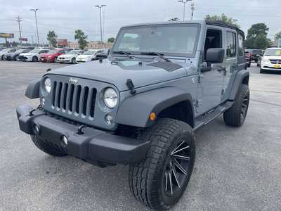 2015 Jeep Wrangler Unlimited, $21900. Photo 4