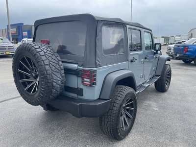 2015 Jeep Wrangler Unlimited, $21900. Photo 8