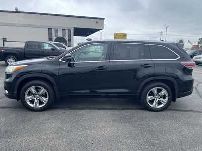 2015 Toyota Highlander, $18495. Photo 5