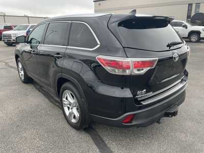 2015 Toyota Highlander, $18495. Photo 6