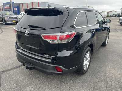 2015 Toyota Highlander, $18495. Photo 8