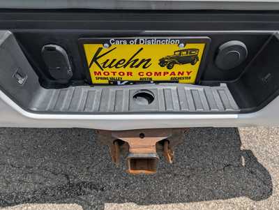 2017 Chevrolet 3500 Crew Cab, $35900. Photo 9