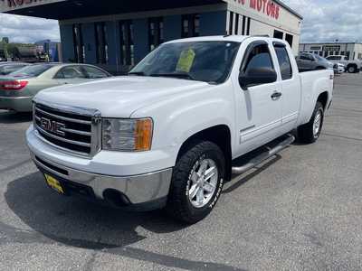 2013 GMC 1500 Ext Cab, $13990. Photo 2