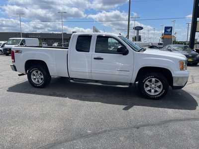 2013 GMC 1500 Ext Cab, $13990. Photo 5