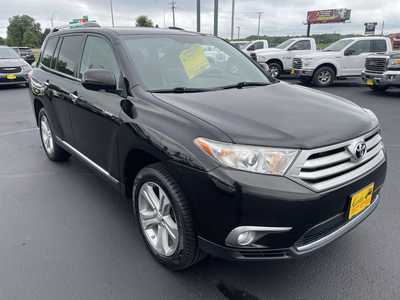 2013 Toyota Highlander, $17995. Photo 2