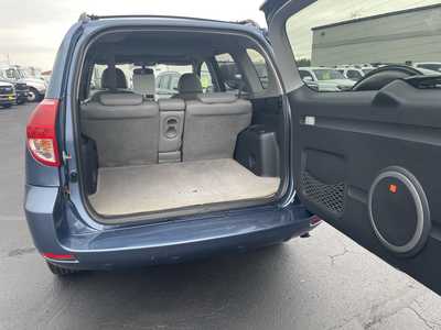 2008 Toyota RAV4, $7985. Photo 9