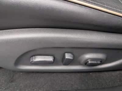 2019 Infiniti QX60, $19287. Photo 12