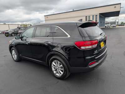 2016 Kia Sorento, $7998. Photo 6