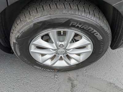 2016 Kia Sorento, $7998. Photo 9