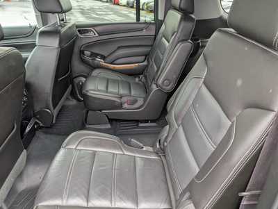 2017 GMC Yukon XL, $27977. Photo 10