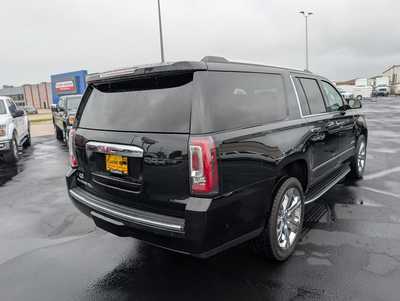 2017 GMC Yukon XL, $27977. Photo 8