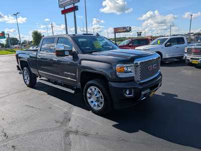 2016 GMC 2500 Crew Cab, $51987. Photo 2