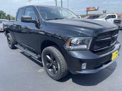 2014 RAM 1500 Ext Cab, $12498. Photo 2