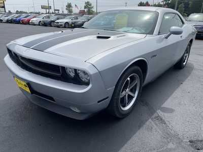 2010 Dodge Challenger, $8495. Photo 4